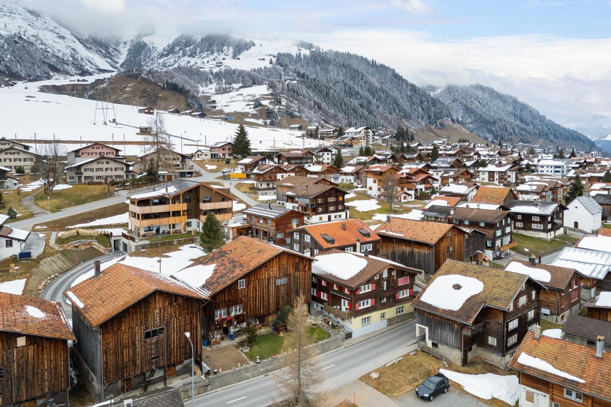 Apartment Via Alpsu - 24-7 Self Check-In Sedrun Dış mekan fotoğraf